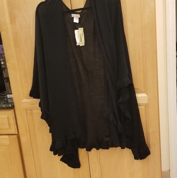 Collection XIIX Ruffle Shawl Wrap Black NWT O/S - Picture 5 of 8